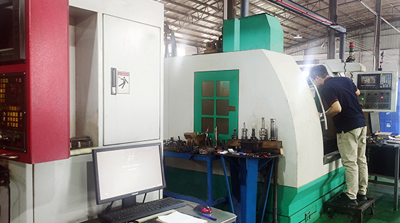 展源五金自主開模