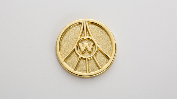 展源五金鋅合金標(biāo)牌有哪些不為人知的作用？