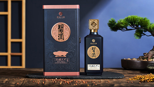 展源五金細(xì)談鋅合金酒瓶蓋的材質(zhì)有何特點(diǎn)？